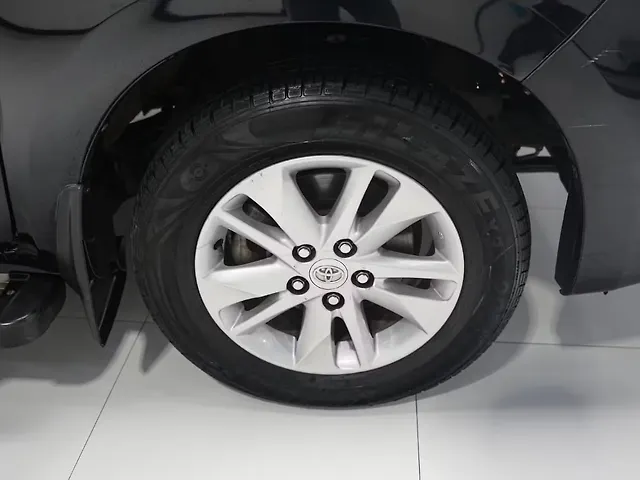 Used Toyota Innova Crysta [2020-2023] GX 2.4 7 STR in Hyderabad