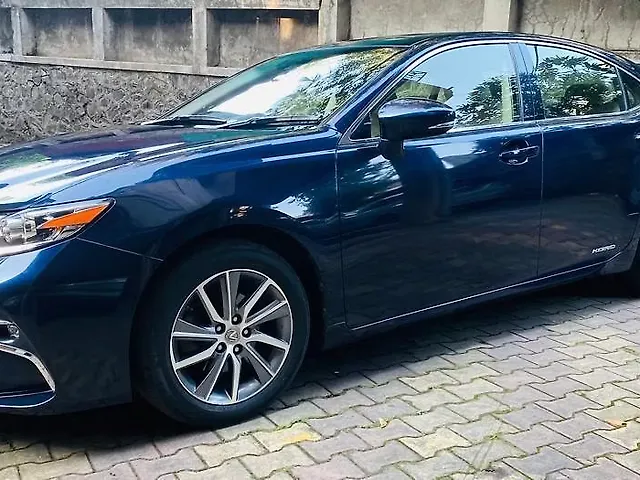 Used Lexus Old Generation ES 2018 300h [2018-2020] in Pune