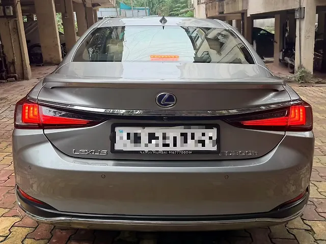 Used Lexus Old Generation ES 2018 300h Exquisite in Pune Used Lexus Old Generation ES 2018 300h Exquisite in Pune