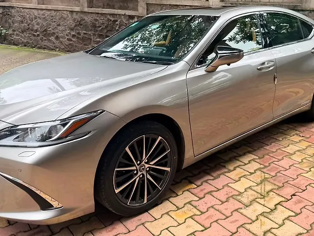 Used Lexus Old Generation ES 2018 300h Exquisite in Pune Used Lexus Old Generation ES 2018 300h Exquisite in Pune