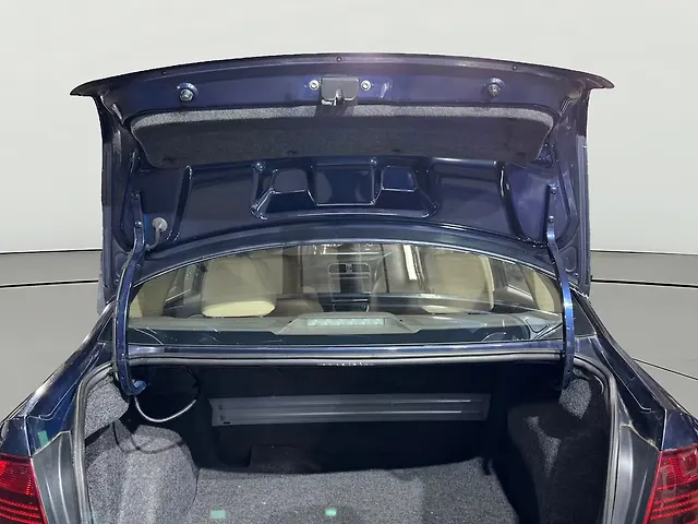 Used Volkswagen Vento [2014-2015] Highline Petrol in Kolkata