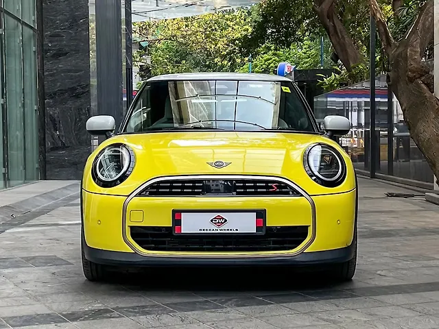 Used 2024 Mini Cooper in Mumbai Used 2024 Mini Cooper in Mumbai