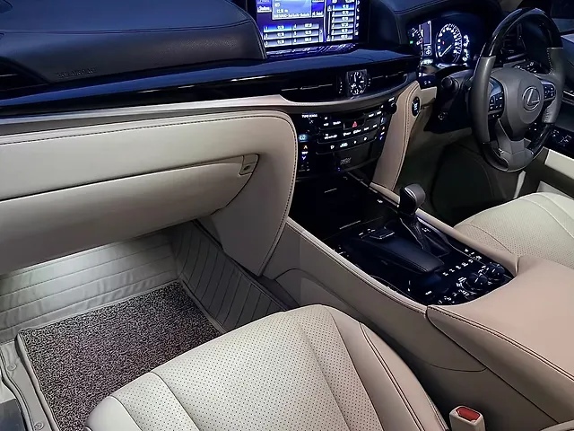 Used Lexus LX 570 V8 AT in Ludhiana Used Lexus LX 570 V8 AT in Ludhiana
