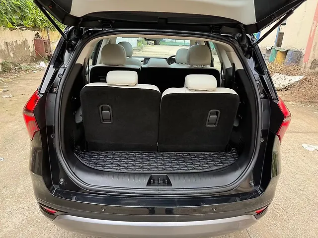 Used Mahindra Old Generation XUV700 AX7 Luxury Pack 2WD Petrol 2.0L Turbo Automatic 7 STR in Delhi