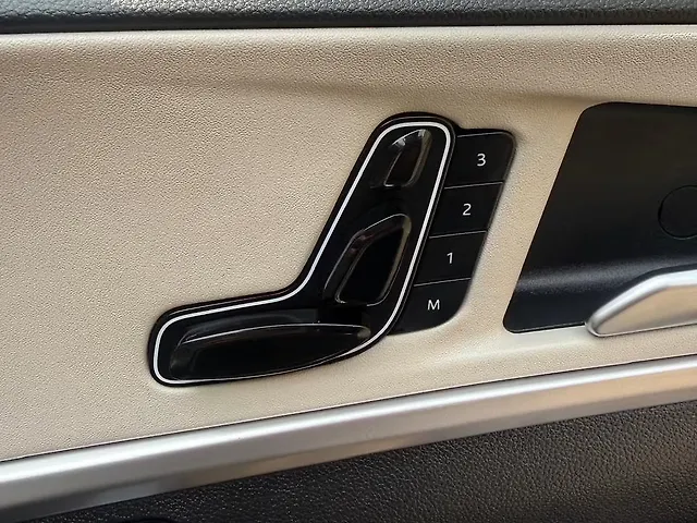 Used Mahindra Old Generation XUV700 AX7 Luxury Pack 2WD Petrol 2.0L Turbo Automatic 7 STR in Delhi
