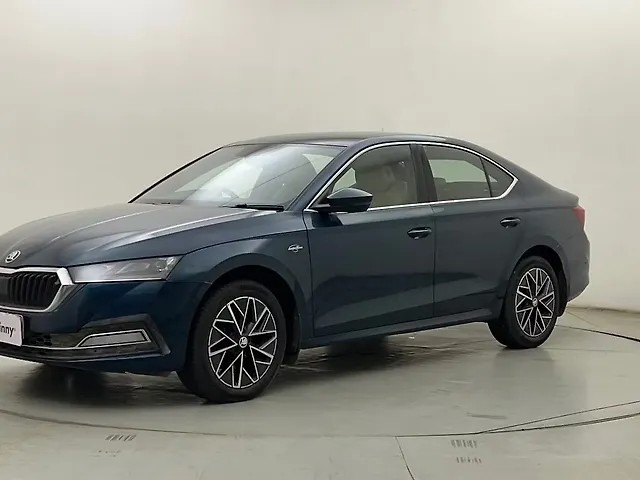 Used 2021 Skoda Octavia in Pune Used 2021 Skoda Octavia in Pune