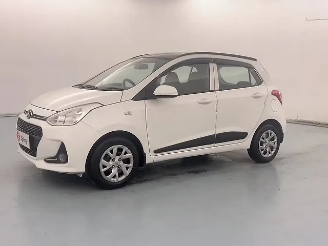 Used 2017 Hyundai Grand i10 in Lucknow