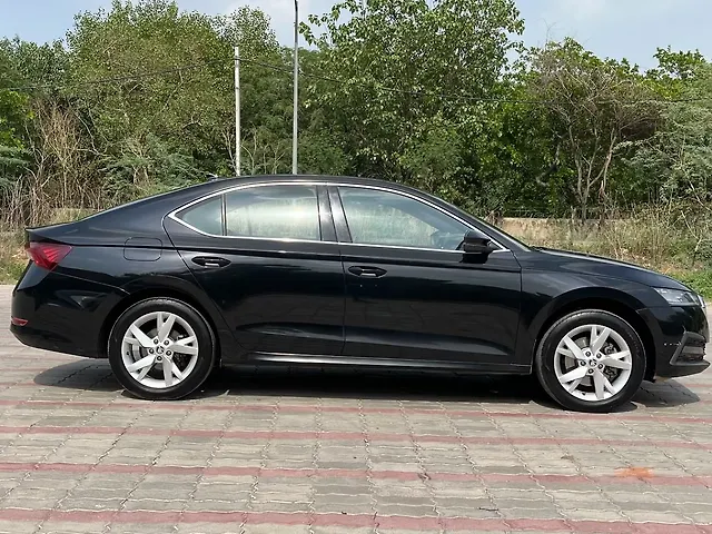 Used Skoda Octavia Style 2.0 in Delhi
