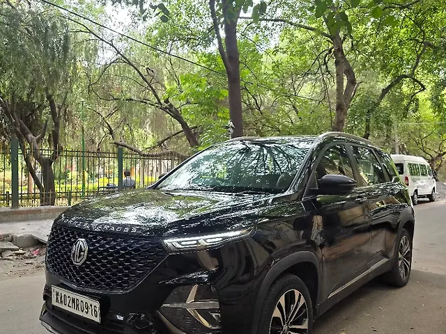 Used MG Hector Plus [2020-2023] Sharp 2.0 Diesel Turbo MT 6-STR in Bangalore