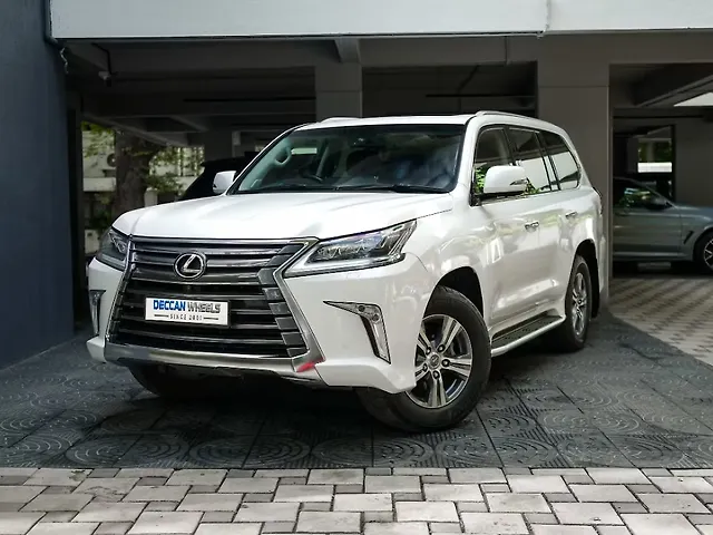 Used Lexus LX 570 V8 AT in Pune