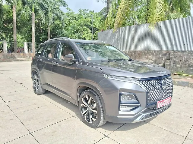 Used MG Hector Plus [2023-2025] Savvy Pro 1.5 Turbo Petrol CVT 6 STR in Mumbai