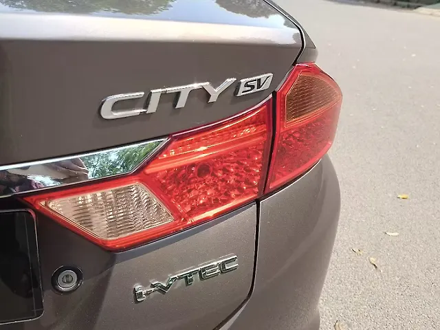 Used Honda City 4th Generation SV Petrol [2017-2019] in Delhi