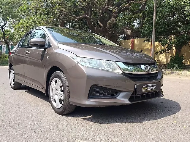 Used Honda City 4th Generation SV Petrol [2017-2019] in Delhi