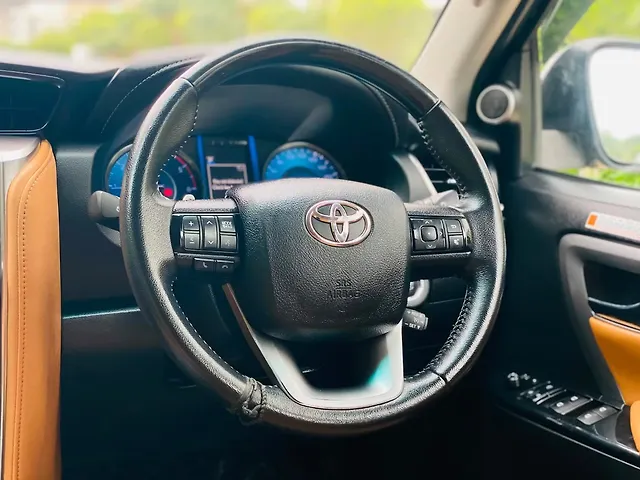 Used Toyota Fortuner 4x2 2WD Diesel 2.8L Turbo Automatic (TC) in Delhi Used Toyota Fortuner 4x2 2WD Diesel 2.8L Turbo Automatic (TC) in Delhi