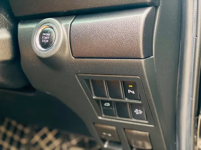 Used Toyota Fortuner 4x2 2WD Diesel 2.8L Turbo Automatic (TC) in Delhi Used Toyota Fortuner 4x2 2WD Diesel 2.8L Turbo Automatic (TC) in Delhi