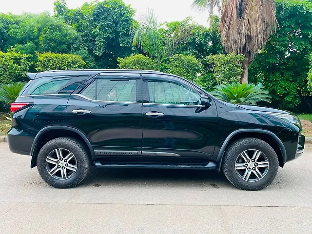 Used Toyota Fortuner 4x2 2WD Diesel 2.8L Turbo Automatic (TC) in Delhi Used Toyota Fortuner 4x2 2WD Diesel 2.8L Turbo Automatic (TC) in Delhi