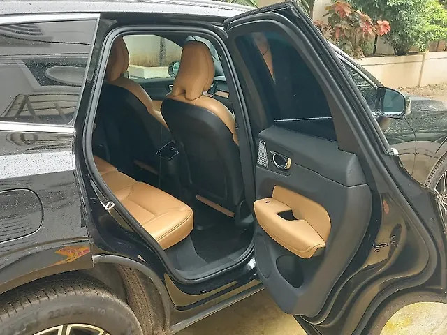 Used Volvo XC60 [2017-2021] D5 Inscription in Hyderabad