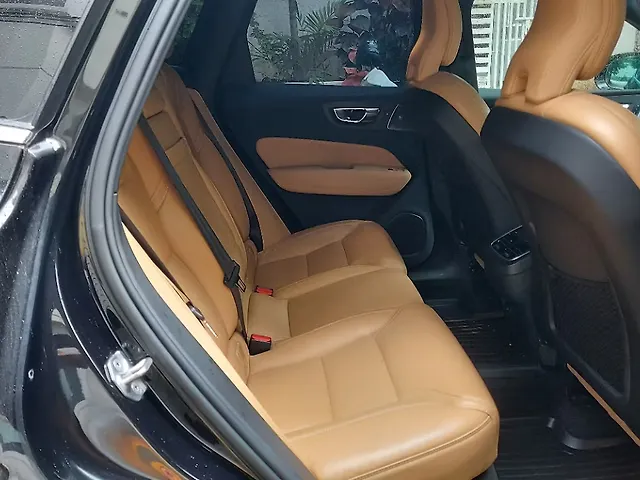 Used Volvo XC60 [2017-2021] D5 Inscription in Hyderabad