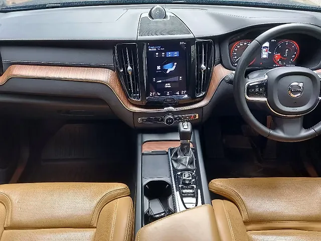 Used Volvo XC60 [2017-2021] D5 Inscription in Hyderabad