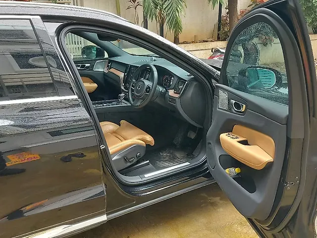 Used Volvo XC60 [2017-2021] D5 Inscription in Hyderabad