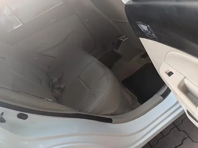 Used Maruti Suzuki Dzire [2020-2024] VXi [2020-2023] in Lucknow