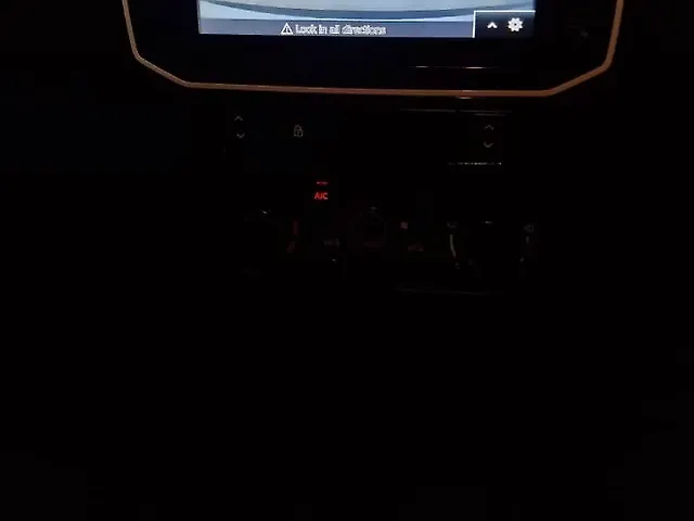 Used Renault Kwid [2023-2026] CLIMBER 1.0 AMT Dual Tone [2024-2025] in Mumbai
