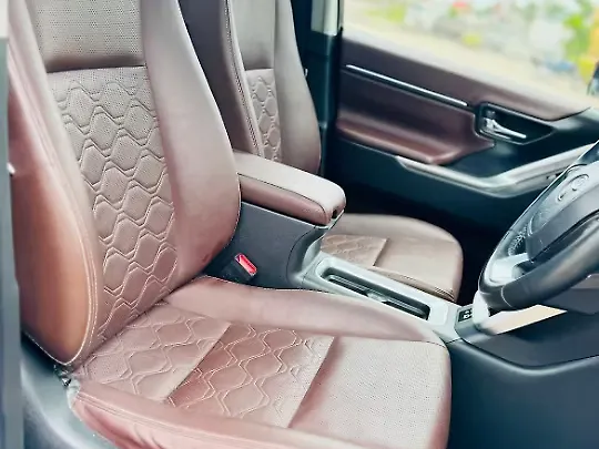 Used Toyota Innova Hycross ZX (O) Hybrid (Electric + Petrol) Automatic (e-CVT) 7 STR in Surat Used Toyota Innova Hycross ZX (O) Hybrid (Electric + Petrol) Automatic (e-CVT) 7 STR in Surat