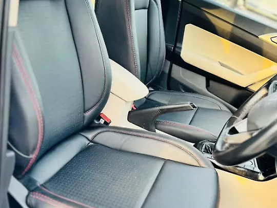 Used Volkswagen Virtus Highline Petrol 1.0L Turbo Automatic (TC) in Surat