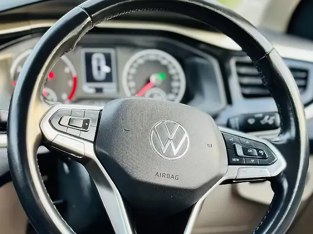Used Volkswagen Virtus Highline Petrol 1.0L Turbo Automatic (TC) in Surat
