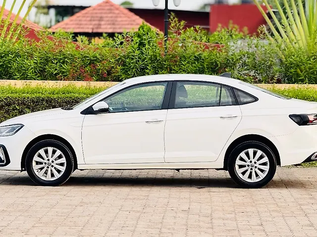 Used Volkswagen Virtus Highline Petrol 1.0L Turbo Automatic (TC) in Surat