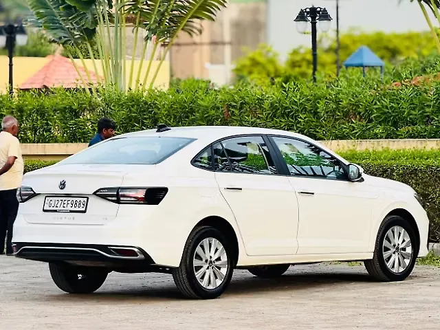 Used Volkswagen Virtus Highline Petrol 1.0L Turbo Automatic (TC) in Surat