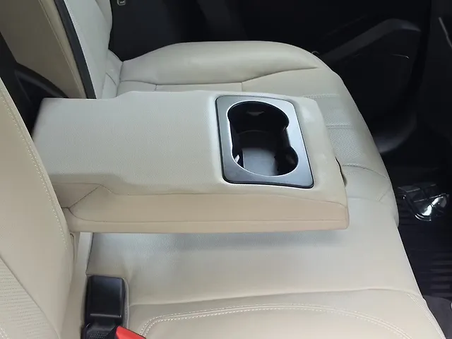 Used Land Rover Range Rover Velar [2017-2023] S R-Dynamic 2.0 Petrol in Delhi
