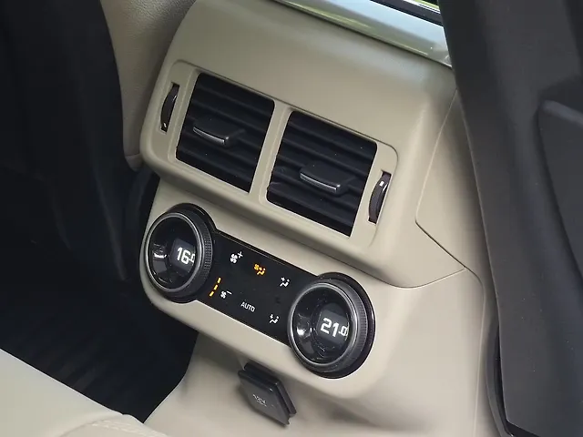 Used Land Rover Range Rover Velar [2017-2023] S R-Dynamic 2.0 Petrol in Delhi