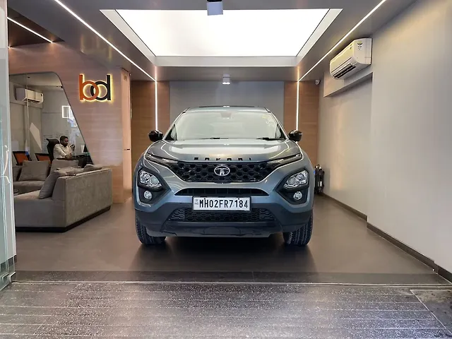 Used 2022 Tata Safari in Mumbai Used 2022 Tata Safari in Mumbai