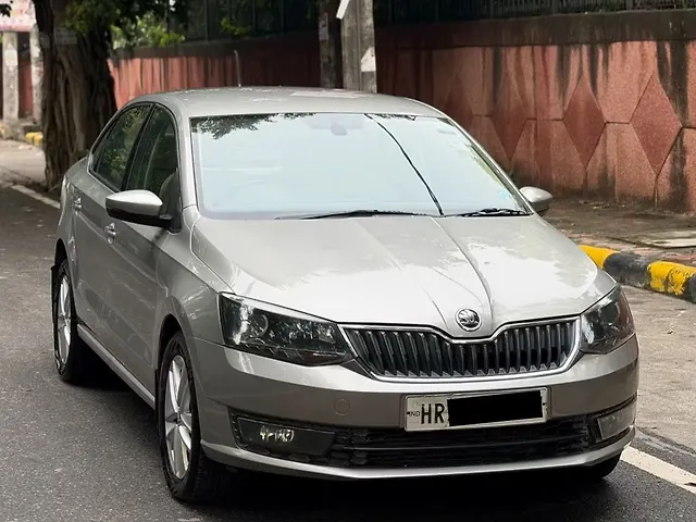 Used 2018 Skoda Rapid in Delhi
