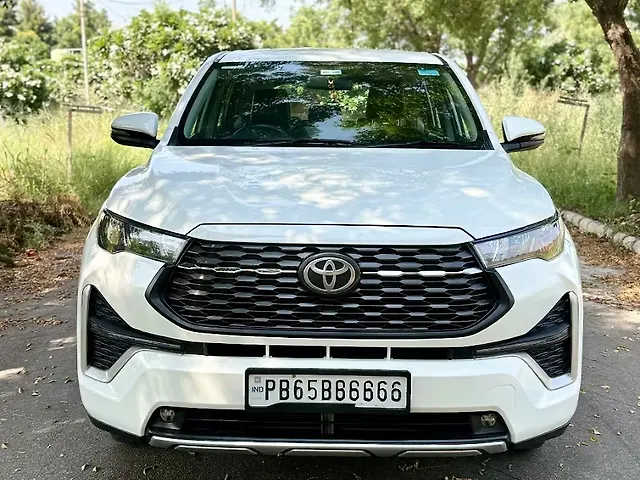 Used 2024 Toyota Innova Hycross in Ludhiana