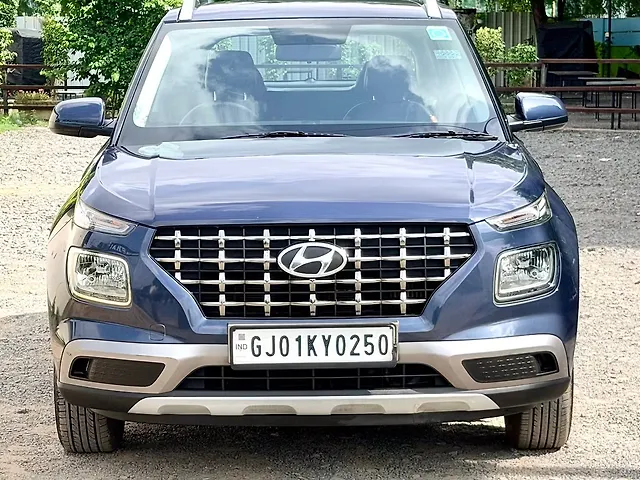 Used 2020 Hyundai Venue in Ahmedabad Used 2020 Hyundai Venue in Ahmedabad