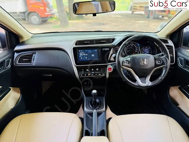 Used Honda City 4th Generation V Petrol in Hyderabad
