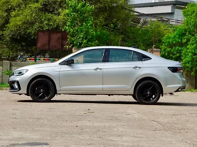 Used Volkswagen Virtus Topline 1.0 TSI AT in Delhi