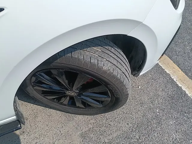 Used Volkswagen Virtus Highline Petrol 1.0L Turbo Automatic (TC) in Delhi Used Volkswagen Virtus Highline Petrol 1.0L Turbo Automatic (TC) in Delhi