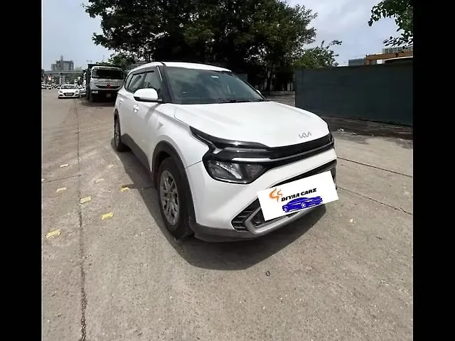 Used 2023 Kia Carens in Mumbai