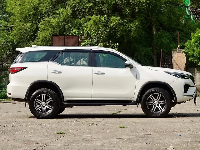 Used Toyota Fortuner 4x2 2WD Petrol 2.7L Automatic in Delhi