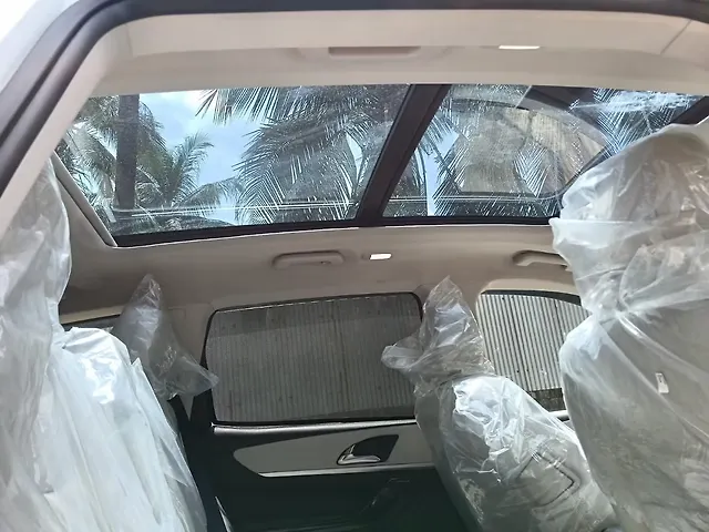 Used Mahindra Old Generation XUV700 AX7 2WD Petrol 2.0L Turbo Automatic 7 STR in Mumbai
