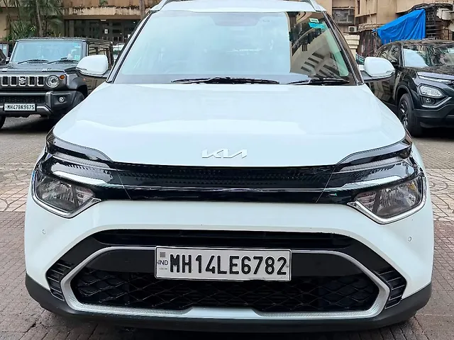 Used 2024 Kia Carens in Mumbai