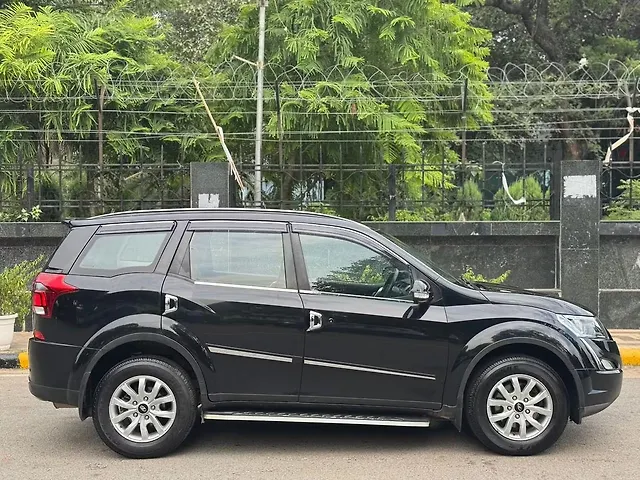Used Mahindra XUV500 W9 [2018-2020] in Delhi