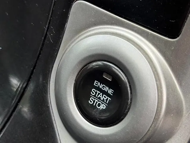 Used Mahindra XUV500 W9 [2018-2020] in Delhi