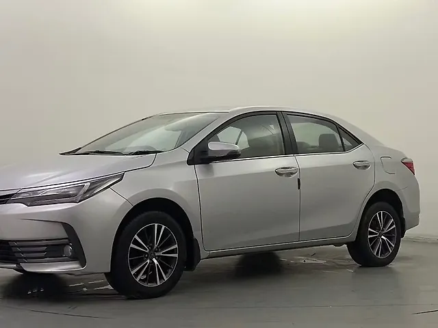 Used 2018 Toyota Corolla Altis in Ghaziabad