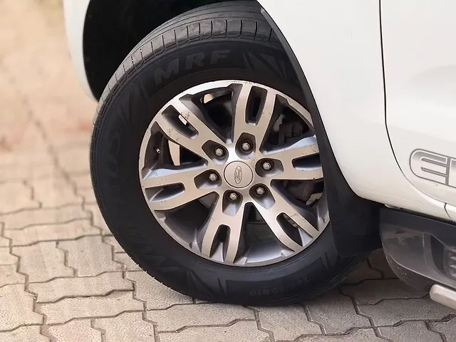 Used Ford Endeavour [2016-2019] Titanium 2.2 4x2 AT in Bhopal