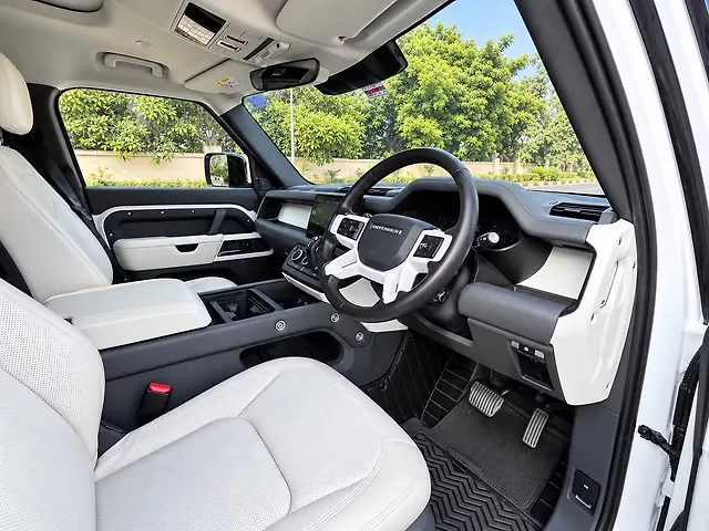 Used Land Rover Defender 110 HSE 2.0 Petrol in Delhi Used Land Rover Defender 110 HSE 2.0 Petrol in Delhi