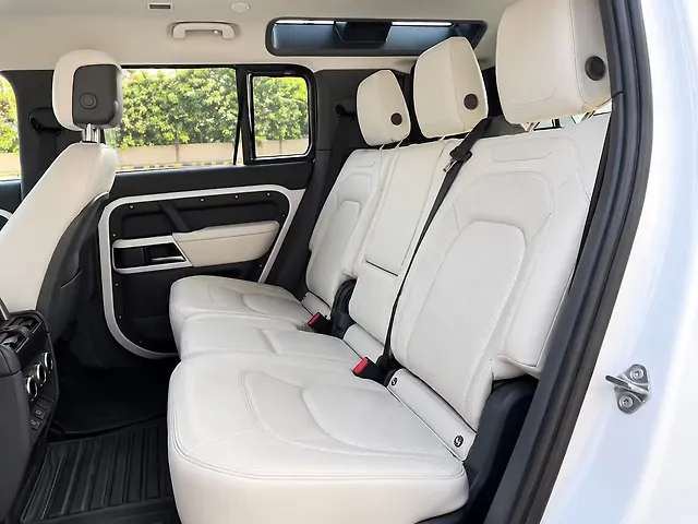 Used Land Rover Defender 110 HSE 2.0 Petrol in Delhi Used Land Rover Defender 110 HSE 2.0 Petrol in Delhi